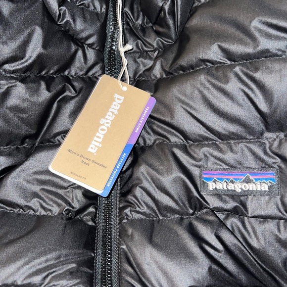 - New Patagonia Men's Down Sweater Vest - Picture 6 of 8